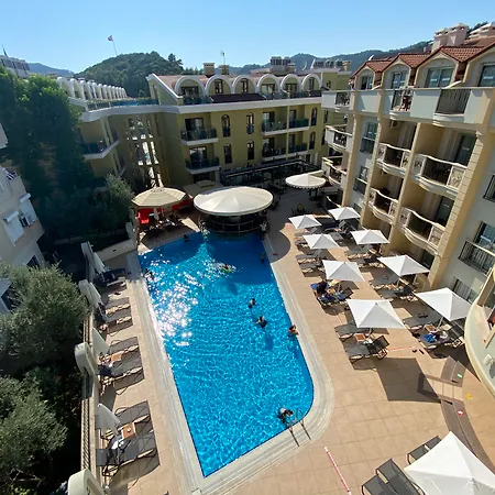 Otel Club Karakas