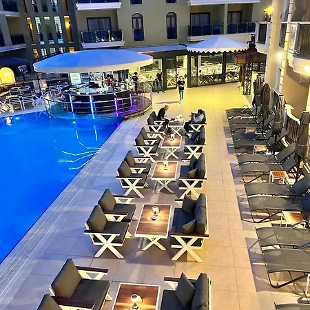 Club Karakas Otel 4*