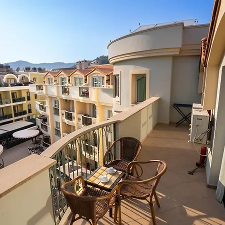 Club Karakas Otel 4*